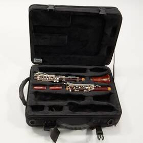 Q22417 Backun 889052016005 Model Bclaqc-skge Q Series Professional A Clarinet Sn Open Box