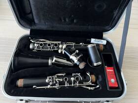 269906 Buffet Crampon Clarinet Black With Hardshell Case Mouthpiece Swab