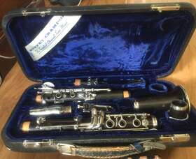 89727 Buffet Crampon R13 Wood Bb Clarinet With Hard Case And Mouthpieces. France 1966