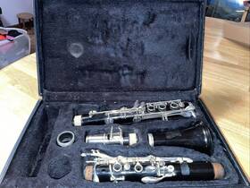 386150 Bundy Vintage Selmer Resonite Clarinet Student With Hard Case