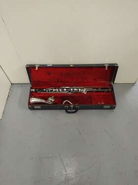 45053 Bundy Bass Clarinet / Case