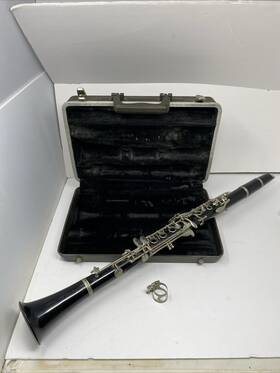 714599 Bundy 985564 Resonite Selmer Clarinet With Case Vintage