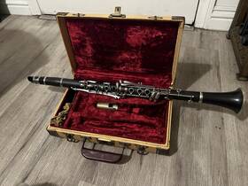 B342930l Conn C.g. 424n Clarinet Instrument Vintage With Case And Mouthpiece