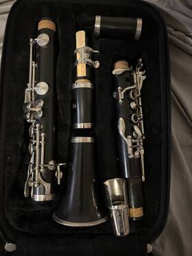 Y-cl300 Cresc Clarinet Black Plastic Body With Carrying Case Instrument Set