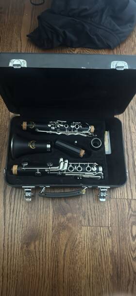 Hcl403ne Hunter Clarinet Plastic Black With Case Mouthpiece Ligature Reeds
