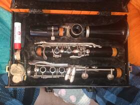 B325bb Kenosha. Wis. U.s.a Used Clarinets For Sale