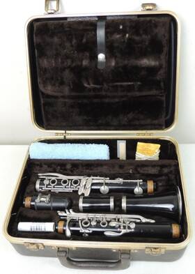 B86020 Leblanc Bb Clarinet Vito 7114 Mouthpiece And Deluxe Case Serial Number