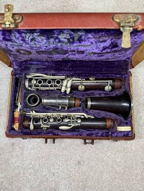 6324a Noblet Paris / Model Wooden Clarinet