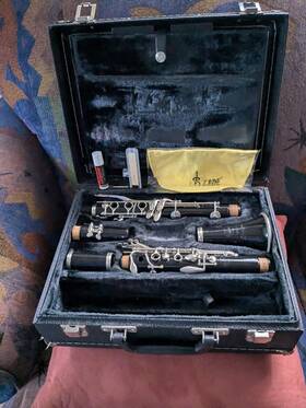 1257052 Selmer #1257052 Vintage Signet Bflat Clarinet With Deluxe Case And Accessories