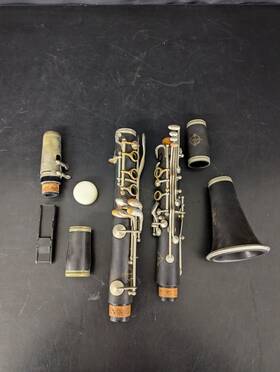 905301 Suzuki Musique Clarinet Model In Case