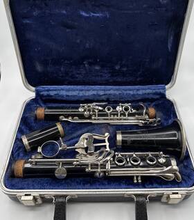 43789 Vito Reso-tone Clarinet With Case No Mouthpiece Junk Parts Only Music Clip Inc