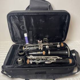 5841e Vito Reso-tone Made In Usa Student Clarinet With Soft Case