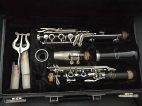 7118 Vito Rare Semi-plateau Bb Clarinet - Demo Video Ready To Play