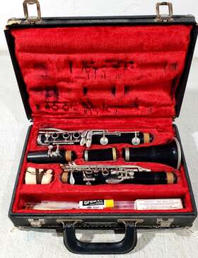 57587 Wurlitzer Clarinet In Good Condition With Selmer New Mouthpiece Extras. #57587