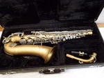 Vintage Bundy Epoxy Finish Student Model Alto Saxophone Marching Band Sax+case. Fixed Price $289.99.