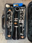 Selmer CL1400 Clarinet With Case. Made Usa. Fixed Price $92.00.