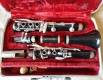 Selmer Bundy Deluxe Clarinet, Usa, With Case, Good Condition. Fixed Price $199.00.