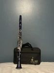 Slade Royal Blue Beginner Bb Clarinet With Case And Reeds. Fixed Price $100.00.