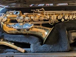 Selmer Bundy Ii Alto Saxophone With Case And Accessories. Fixed Price $303.50.
