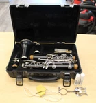 Artley Student Clarinet W/ Hard Case *pre-owned* Free Shipping. Fixed Price $59.99.