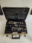 Selmer Bundy Clarinet #577 Excellent Cond. W/ Case Reeds Mouthpiece & Cover. Fixed Price $325.00.