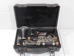 Artley 7054791 Student Clarinet Selmer Goldentone Mouth Piece Black Hard Case. Fixed Price $69.95.