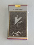 Vandoren V12 E-flat Clarinet Reeds 3.5 CR6135 Box Of 10 Sealed. Fixed Price $29.95.