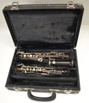 Selmer Signet Usa Wood Oboe W/case, Full System - Elkhart In. Fixed Price $295.00.