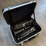 Clarinet Etude Student ECL-200 Standard Woodwind Orchestral Band. Fixed Price $55.99.