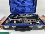 Selmer Bundy #1401 Clarinet Woodwind Musical Instrument Hardshell Case. Fixed Price $79.95.