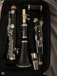 Cresc Y-CL300 Clarinet With Carrying Case. Fixed Price $55.00.