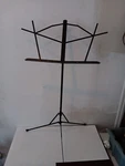 Selmer 450N Foldable Portable Music Stand With Bag. Fixed Price $17.07.