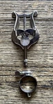 Apm 506N Nickel Clarinet Lyre With Ring. Fixed Price $12.50.
