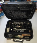 Claritone Bb Clarinet W/hard Carry Case Kenosha Wisconsin Band Instrument Extras. Fixed Price $94.99.