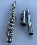 Bundy Vintage Flute By The Selmer Company Usa W/ Hard Case. Fixed Price $44.95.