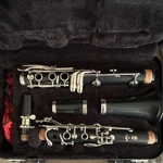 Yamaha 255 Bb Soprano Clarinet W/ Case, Mouthpiece, Reeds, Cleaning Cloth. Fixed Price $400.00.