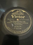 Victor 78 Rpm Van Eps Trio / Six Brown Brothers - Original Fox Trot 17677 V+. Fixed Price $9.99.